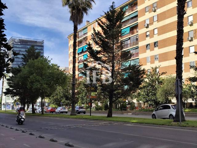 VIVIENDA EN VALDEPASILLAS JUNTO AL PARQUE DE LAS AMÉRICAS
