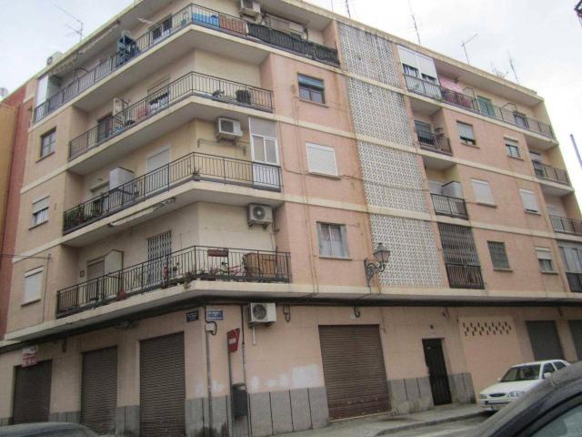 Vivienda en venta en Benimámet calle villamarchante