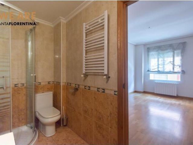 VIVIENDA EN VENTA JUNTO AL PASEO ALFONSO XIII. !