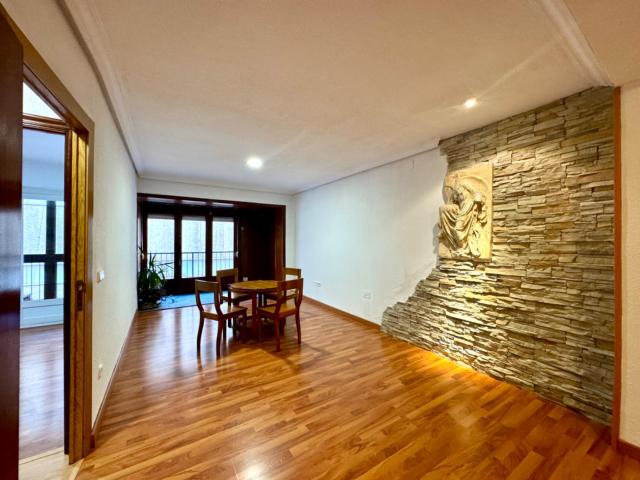 VIVIENDA EN ALQUILER ZONA CENTRO
