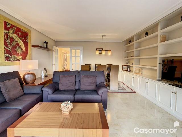 Vivienda en alquiler con vistas al mar