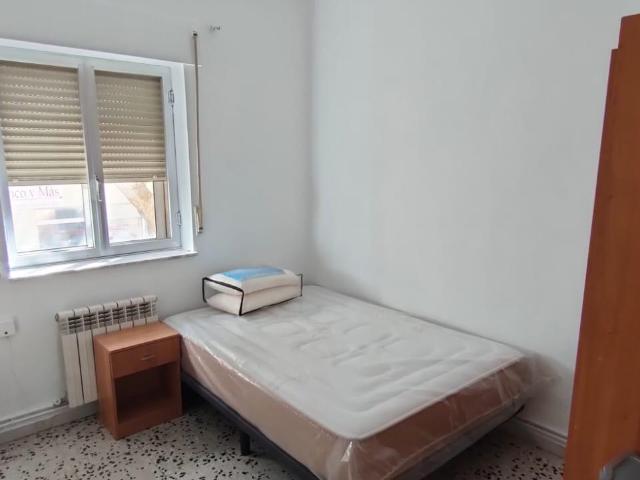 VIVIENDA EN ALQUILER JUNTO A HOSPITAL SANTISIMA TRINIDAD