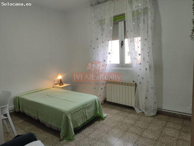 VIVIENDA EN ALQUILER PARA ESTUDIANTES EN ZONA HOSPITAL 3 HABITACIONES