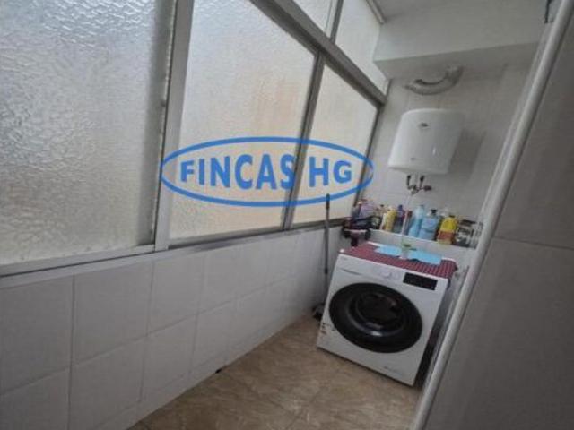 Vivienda en buen estado a 5 minutos de la Plaza América