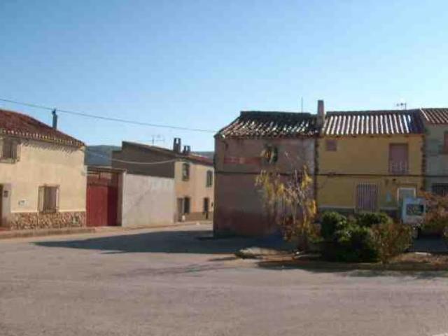 Vivienda en C/ Mayor, Pozohondo Albacete