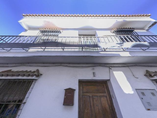 Vivienda en C/ Lirio Nº 4, Algeciras Cádiz