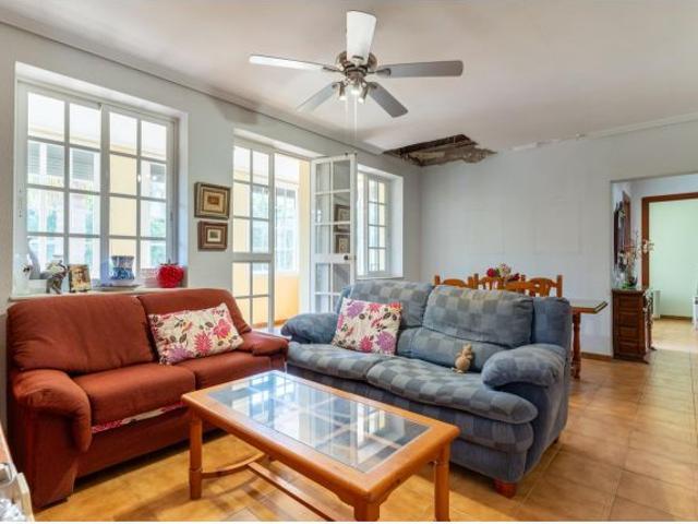 VIVIENDA EN CIUDAD JARDIN