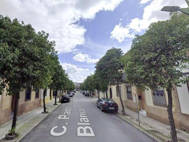 VIVIENDA EN CÓRDOBA