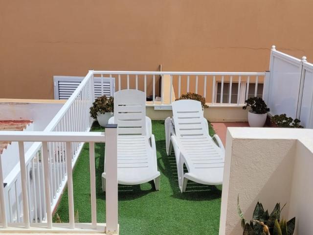 ? Vivienda en el corazón de Caleta de Fuste Se ofrece a la v. 45m² Caleta de Fuste