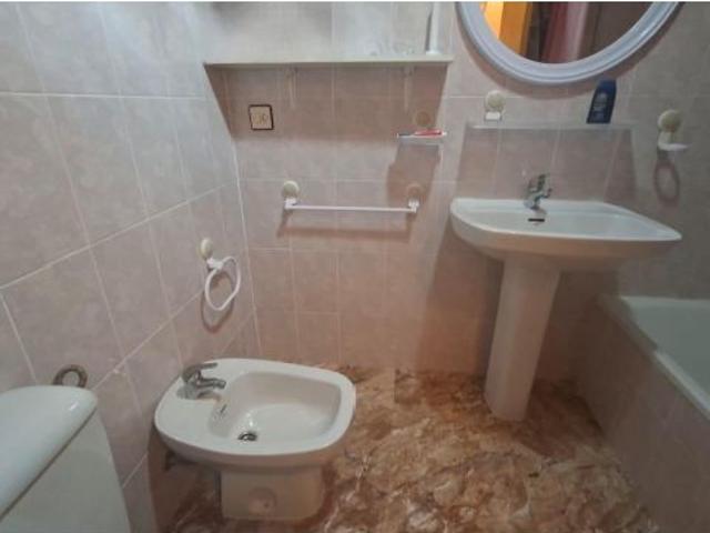 VIVIENDA EN EL PUERTO