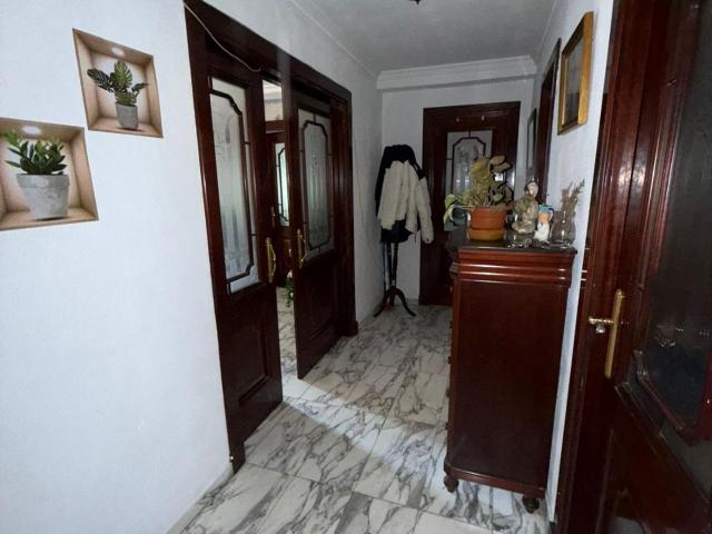 VIVIENDA EN LA LAGUNA