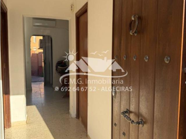 VIVIENDA EN PLANTA BAJA