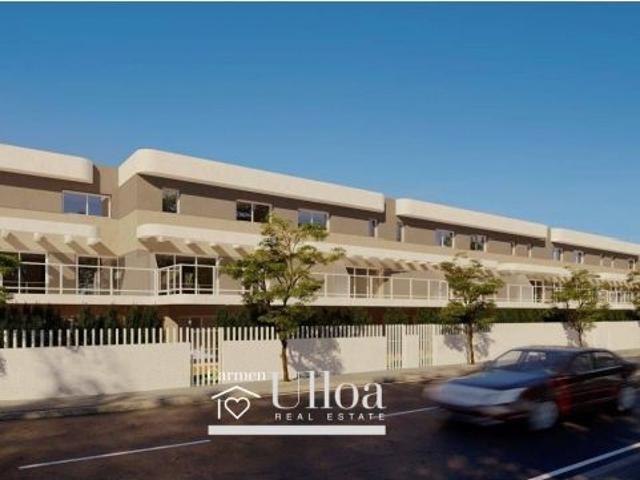 VIVIENDA EN PLANTA BAJA CON TERRAZA Y VISTAS ABIERTAS EN ALENDA GOLF