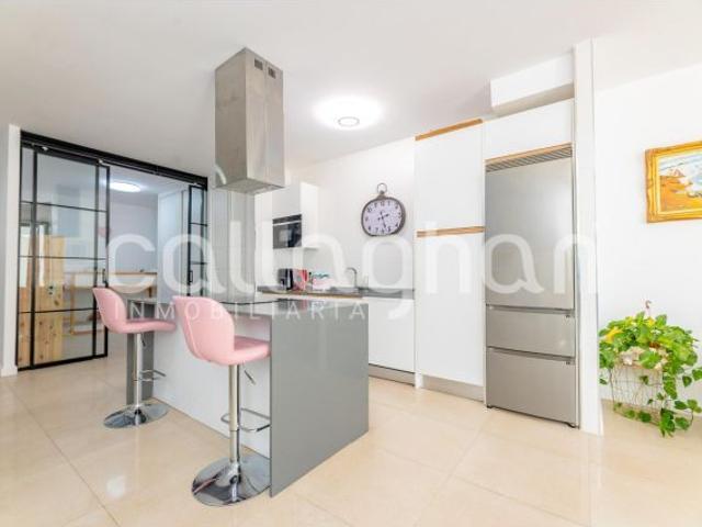 Vivienda en planta baja con una terraza de 70 metros