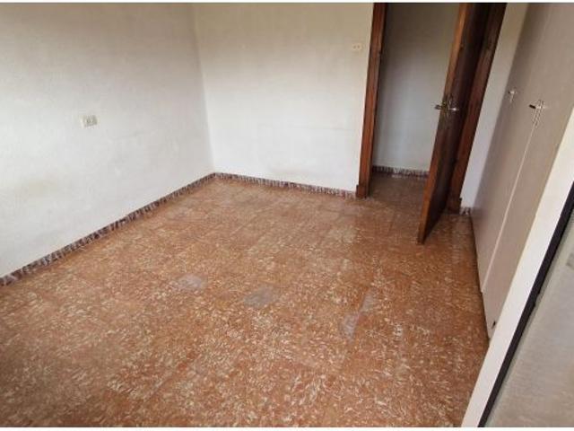 VIVIENDA EN PUERTA NUEVA
