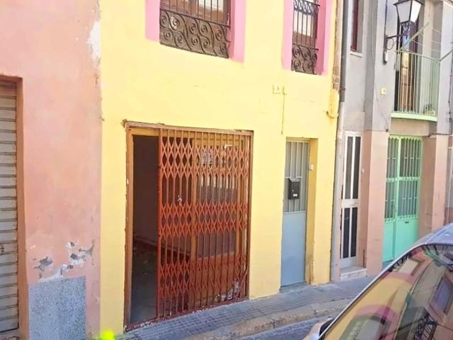 Vivienda en Pz de Sant Jaume Tortosa Tarragona