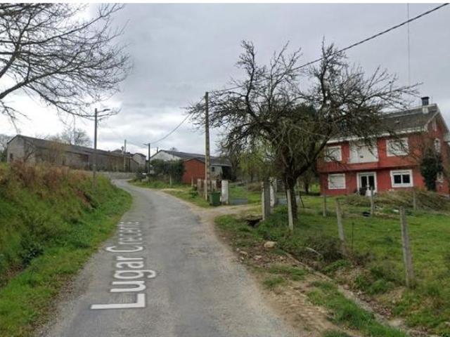 VIVIENDA EN SARRIA