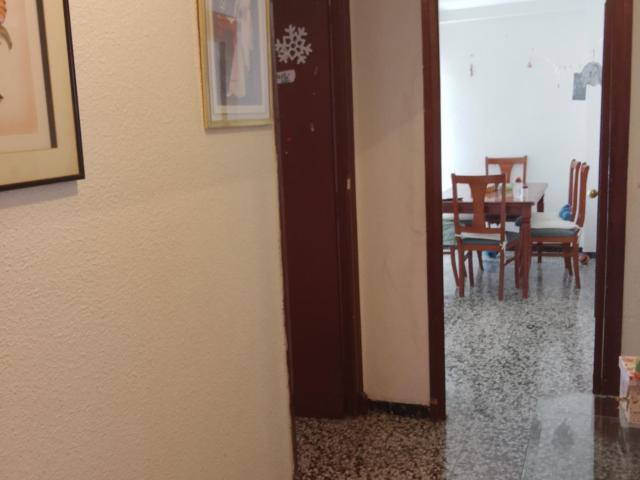 VIVIENDA EN SEGUNDA PLANTA !