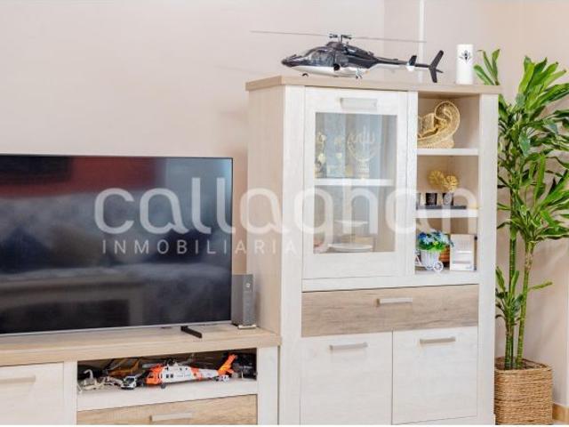 Vivienda en Silla con tres habitaciones