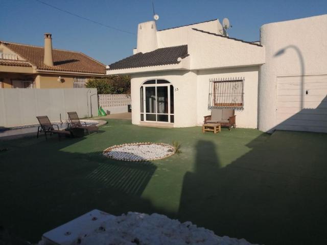 Vivienda exclusiva de 144 m2 en venta Los Alcázares, Murcia