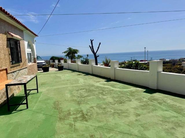 Vivienda exclusiva de 145 m2 en venta Lagos Granada, España