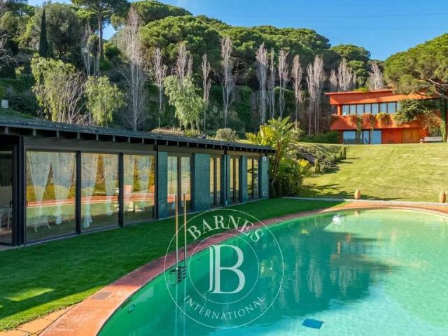 Vivienda exclusiva de 1408 m2 en venta Sant Andreu de Llavaneres, Cataluña