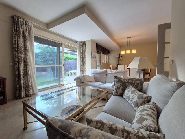 Vivienda exclusiva de 160 m2 en alquiler Alcalá de Guadaíra, Andalucía