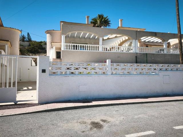 Vivienda exclusiva de 160 m2 en venta Campello, España
