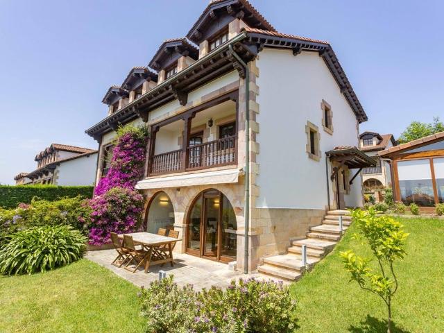 Vivienda exclusiva de 163 m2 en venta San Vicente de la Barquera, España