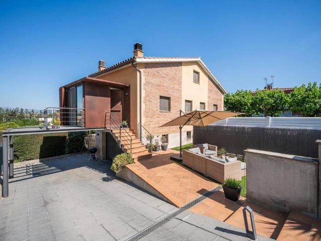 Vivienda exclusiva de 171 m2 en venta Montmeló, España