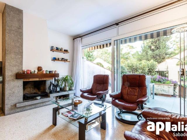Vivienda exclusiva de 184 m2 en venta Sabadell, Cataluña