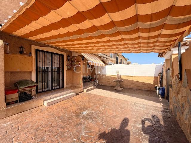 Vivienda exclusiva de 185 m2 en venta la Nucia, España