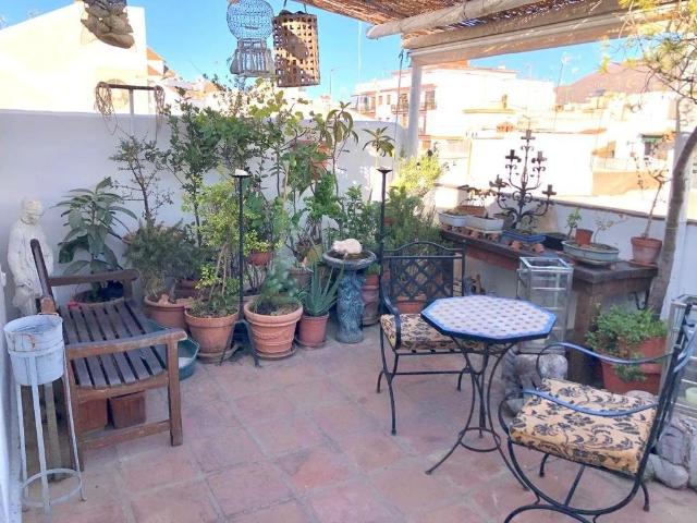 Vivienda exclusiva de 180 m2 en venta Estepona, Andalucía