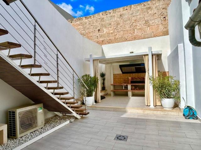 Vivienda exclusiva de 180 m2 en venta Porreras, España