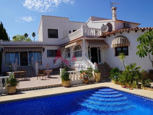 Vivienda exclusiva de 198 m2 en venta Calpe, Comunidad Valenciana