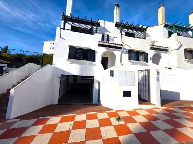 Vivienda exclusiva de 205 m2 en venta Manilva, Andalucía