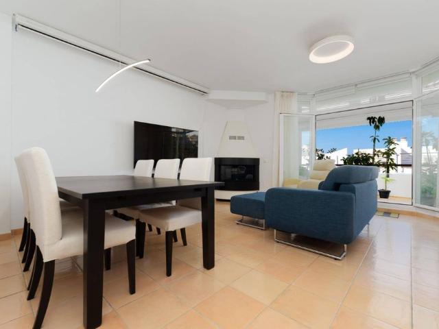 Vivienda exclusiva de 208 m2 en venta Benalmádena, Andalucía