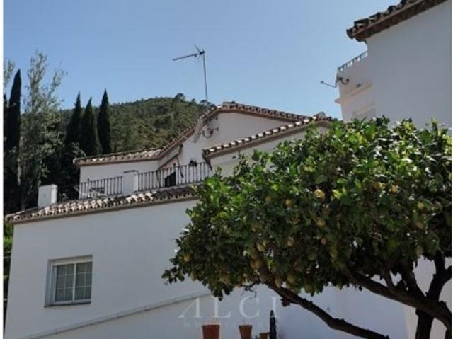 Vivienda exclusiva de 200 m2 en venta Benahavís, Andalucía