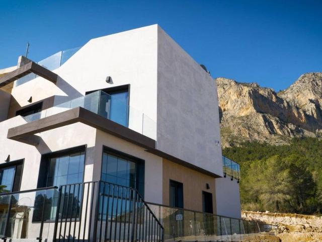Vivienda exclusiva de 213 m2 en venta Polop, Comunidad Valenciana