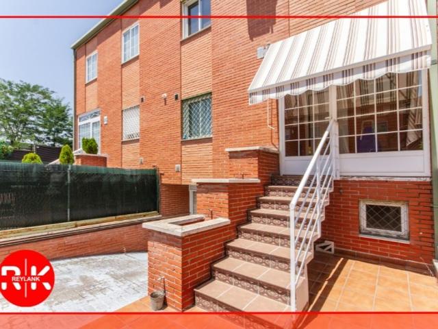 Vivienda exclusiva de 227 m2 en venta San Fernando de Henares, Comunidad de Madrid