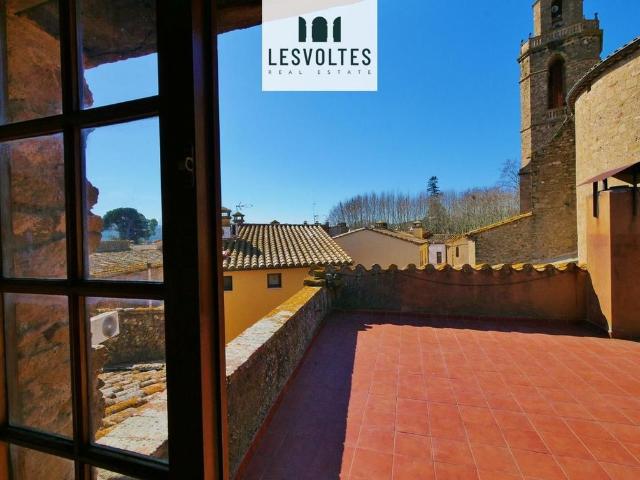 Vivienda exclusiva de 228 m2 en venta Corsá, Cataluña