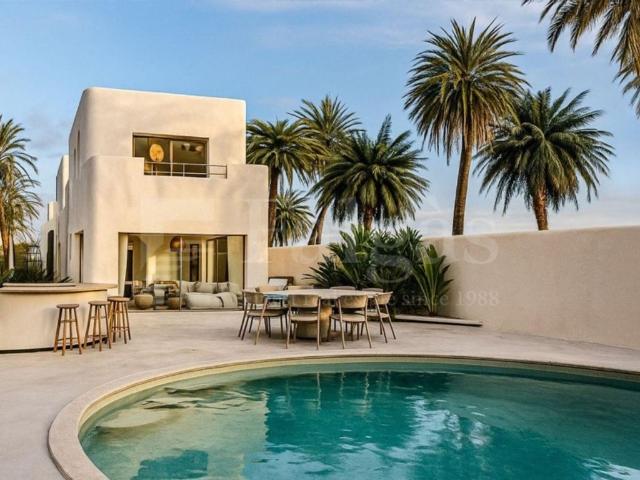 Vivienda exclusiva de 220 m2 en venta Empuriabrava, España