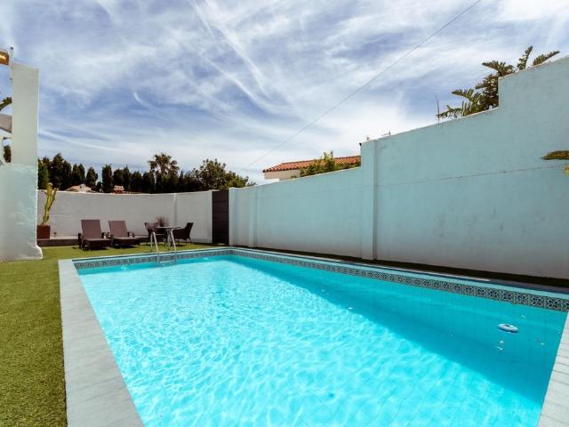 Vivienda exclusiva de 223 m2 en venta Benalmádena, Andalucía