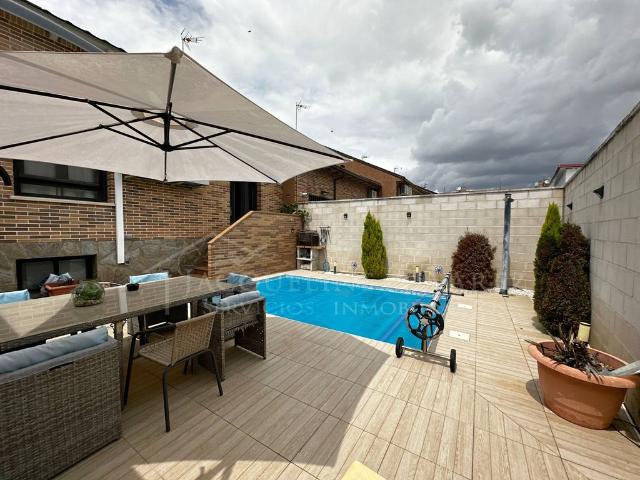 Vivienda exclusiva de 236 m2 en venta Casarrubuelos, España