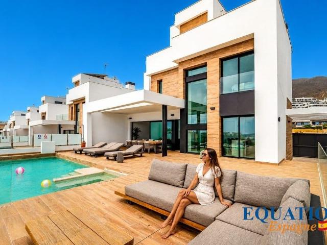 Vivienda exclusiva de 239 m2 en venta Finestrat, Comunidad Valenciana
