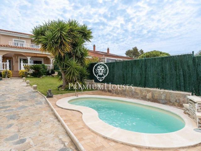 Vivienda exclusiva de 231 m2 en venta San Pedro de Ribas, Cataluña