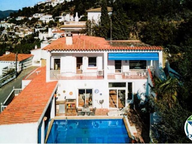 Vivienda exclusiva de 241 m2 en venta Rosas, España