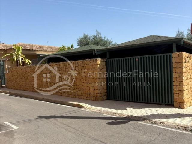 Vivienda exclusiva de 250 m2 en venta Pilar de la Horadada, España