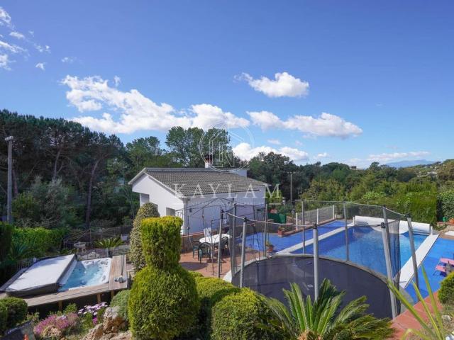 Vivienda exclusiva de 267 m2 en venta Vidreras, Cataluña