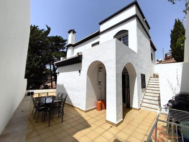 Vivienda exclusiva de 270 m2 en venta Motril, España